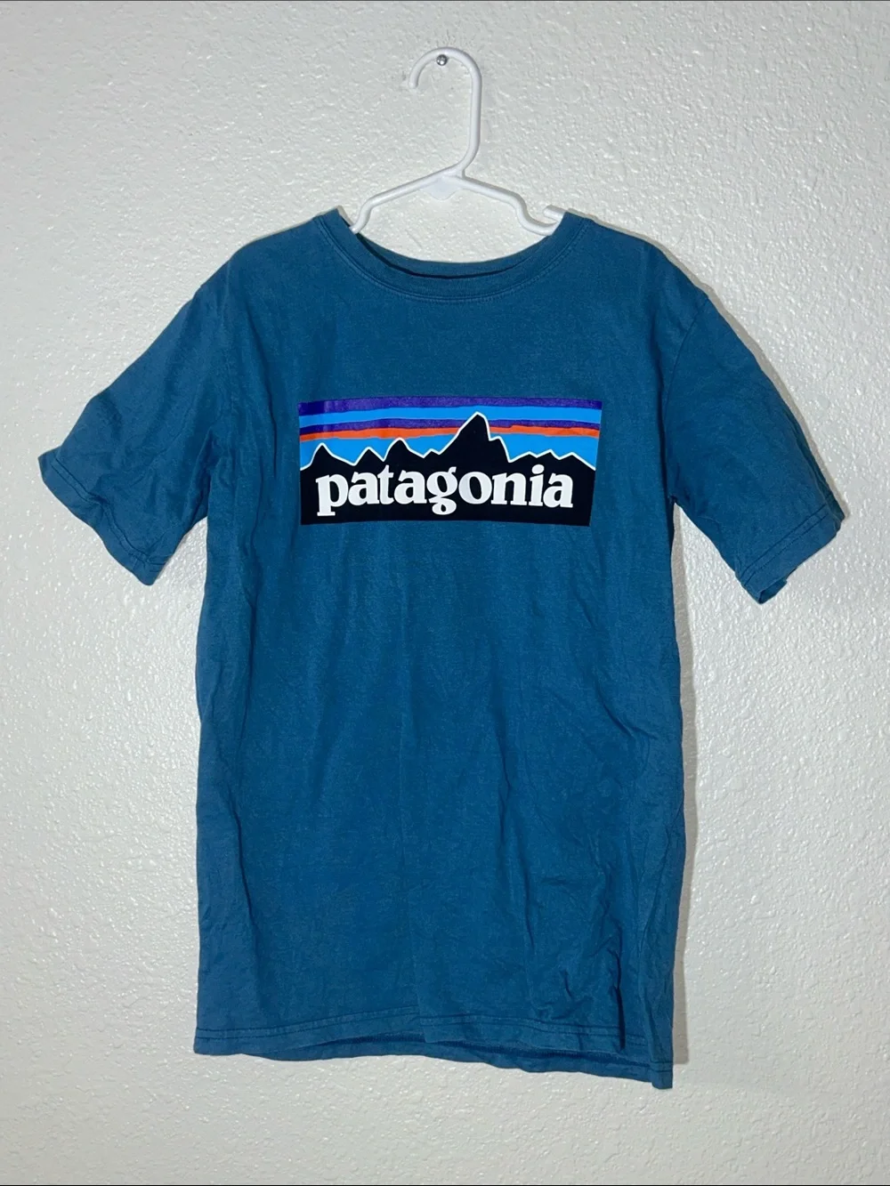 Boy’s Patagonia T-shirt Size L